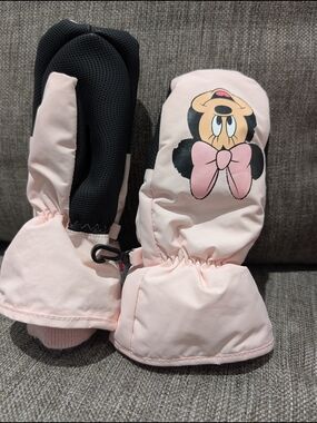 4/$20 Disney Minnie Mouse Pink Mittens – 3M Thinsulate Insulated